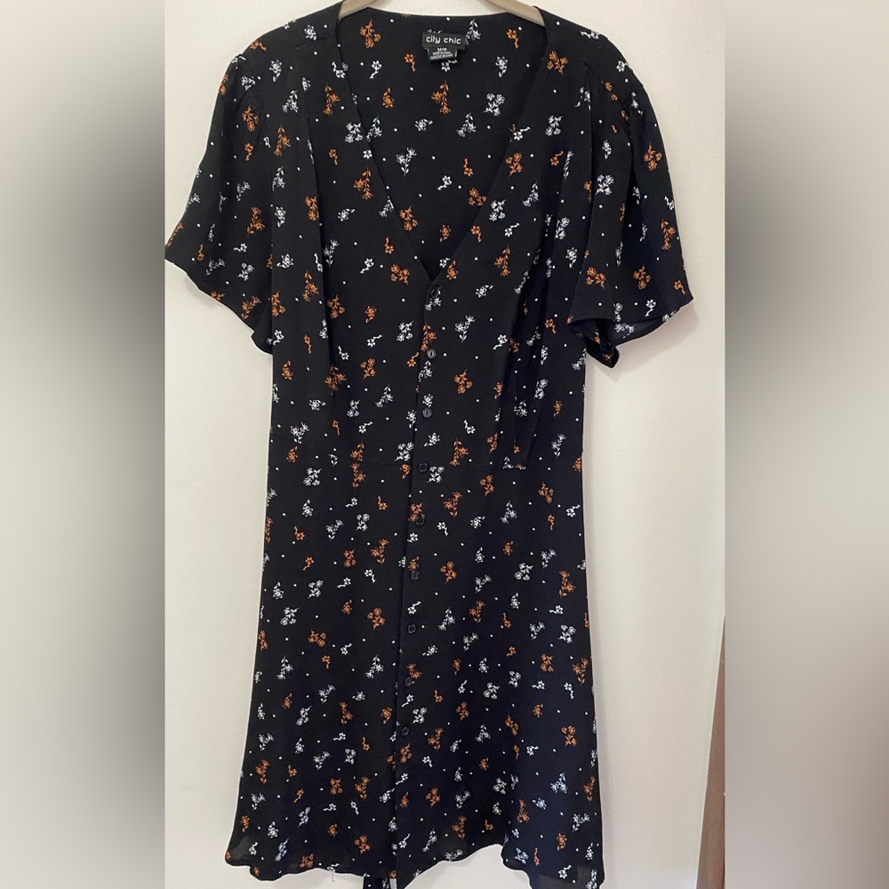 Serene Ditsy Dress - black